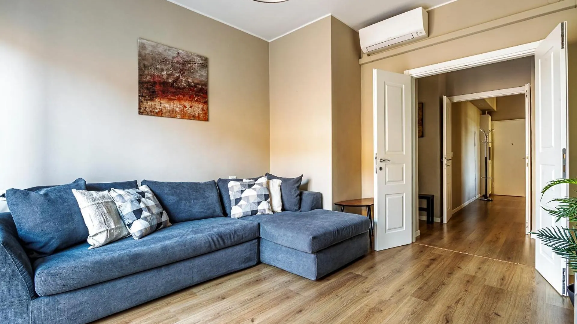 Luvi - Ebro Apartment Milan