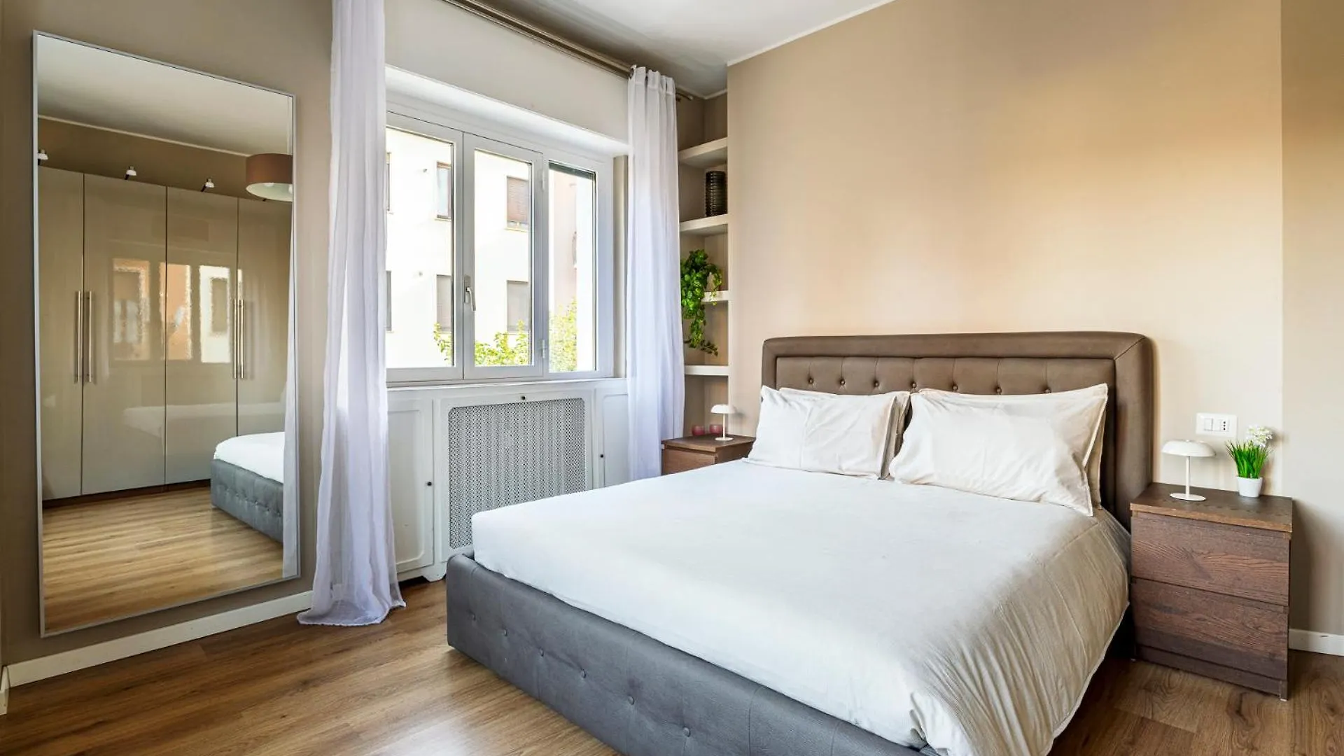 Luvi - Ebro Apartment Milan 0*,